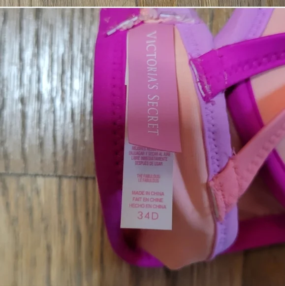 Victoria secret Ombre 34 D swim top - Picture 3 of 3